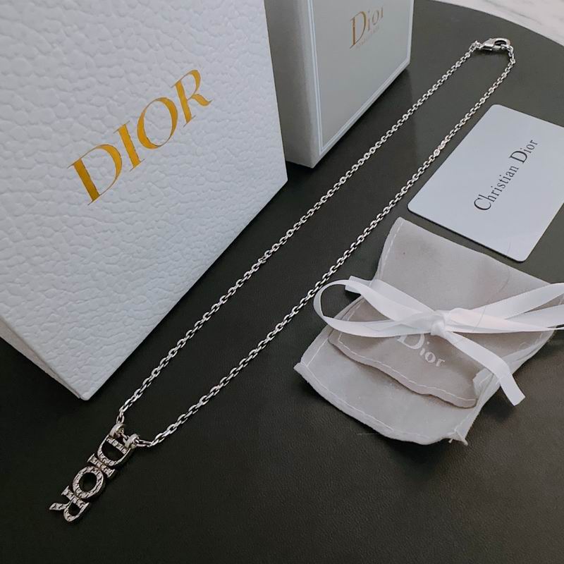 Dior Necklace 04lyr220 (2)